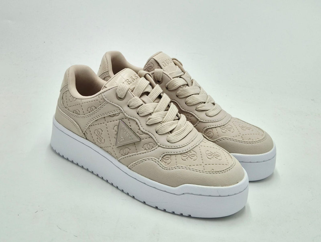 Guess sneaker logata embossed color avorio FLFMR9FAL12IVORY