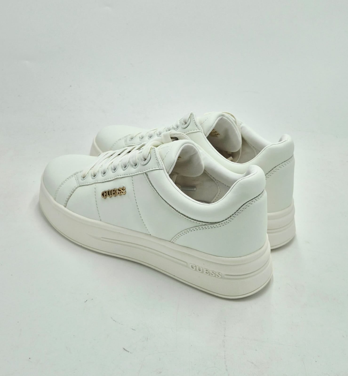 Guess sneaker in pelle FLFWLELE12 WHITE