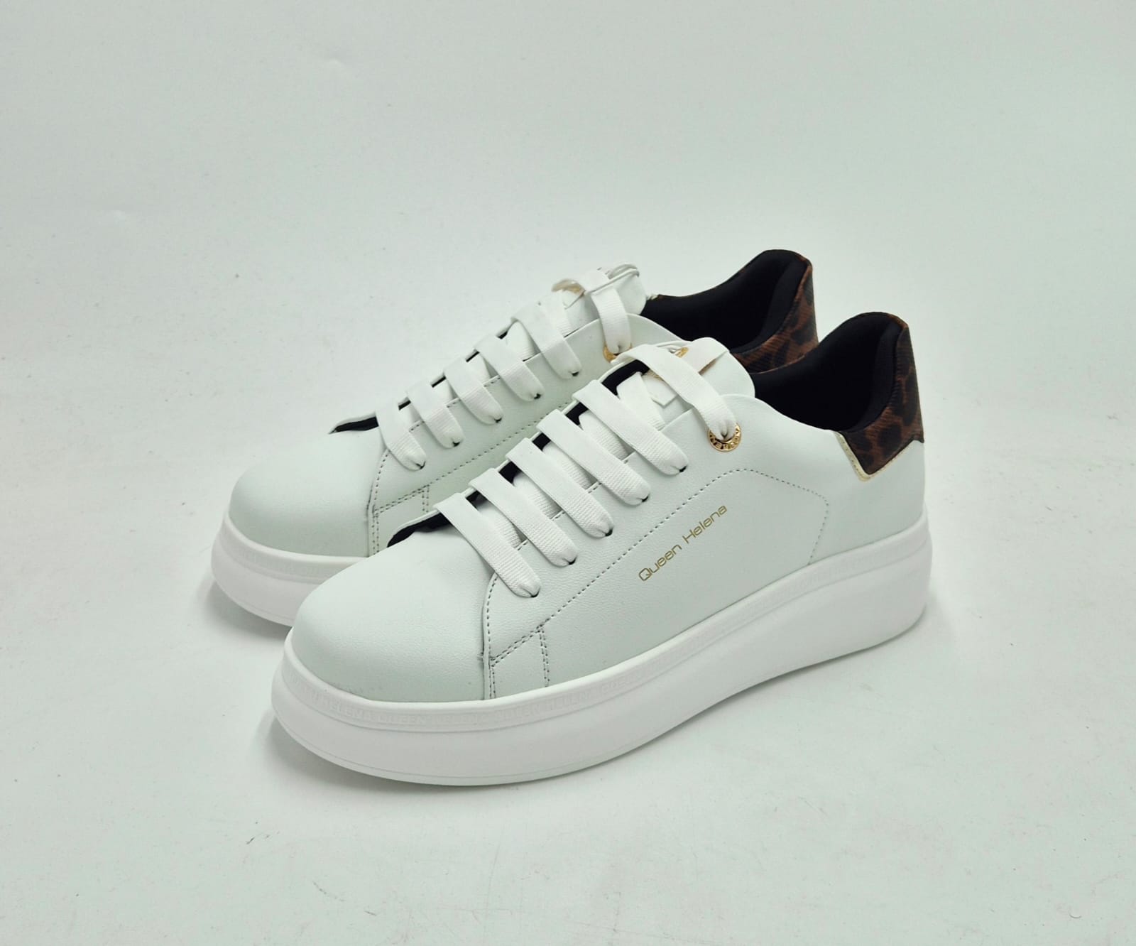 Queen Helena sneaker bianca toppone maculato X33-1WH