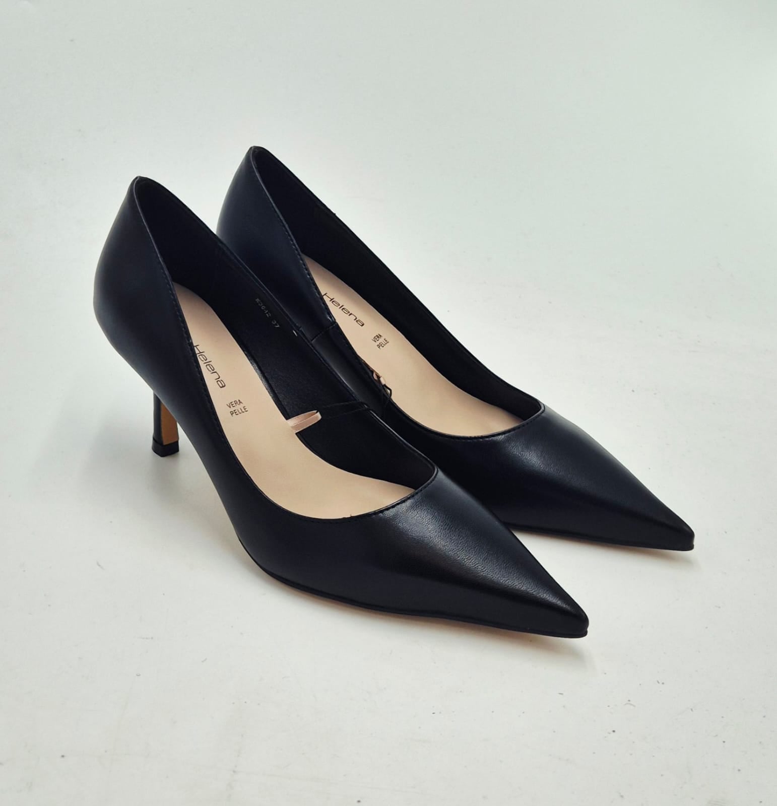 Queen Helena decoltè tacco medio sfilato colore nero K3642