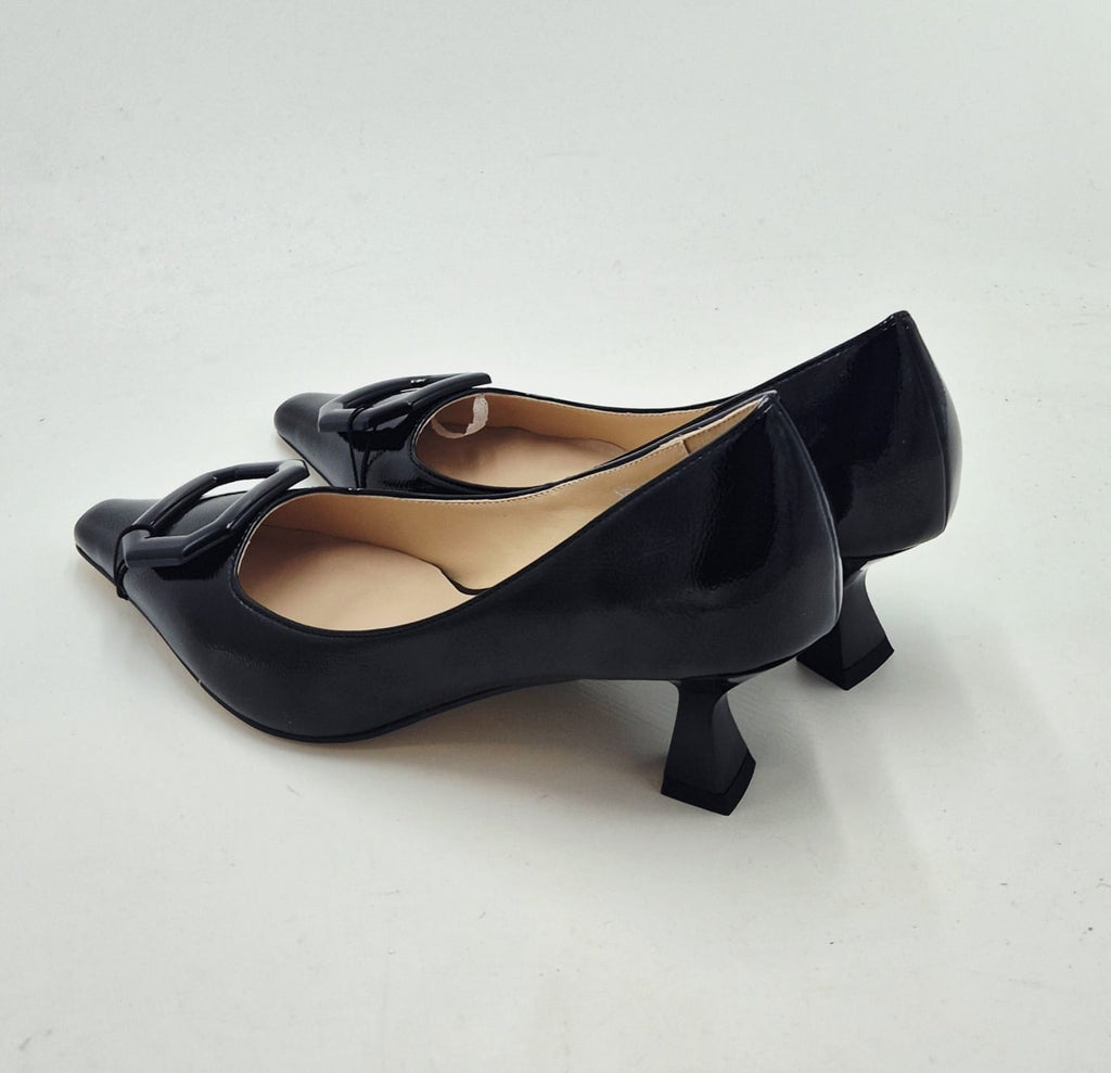 Queen Helena decoltè in vernice tacco medio a rocchetto colore nero K3965