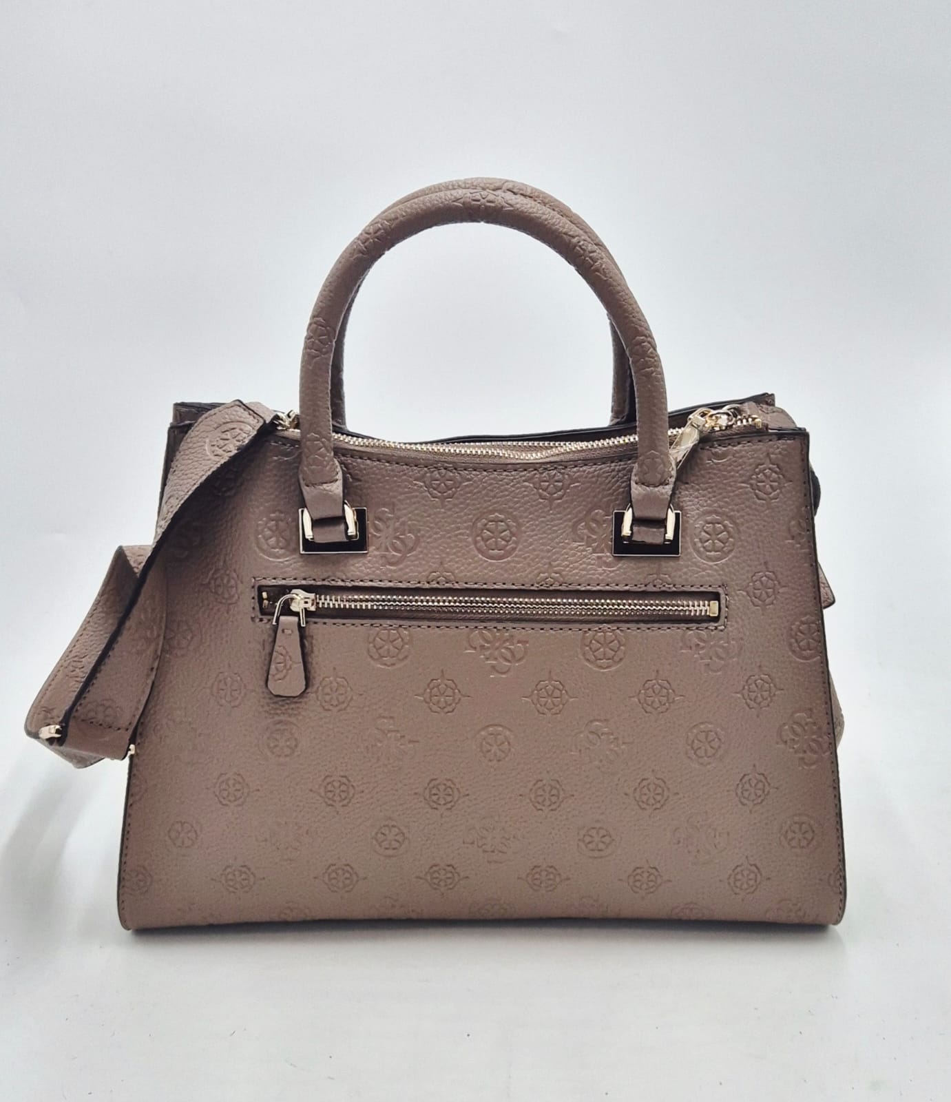 Guess borsa satchel a mano con tracolla logo embossed HWPD9888070DKO tortora