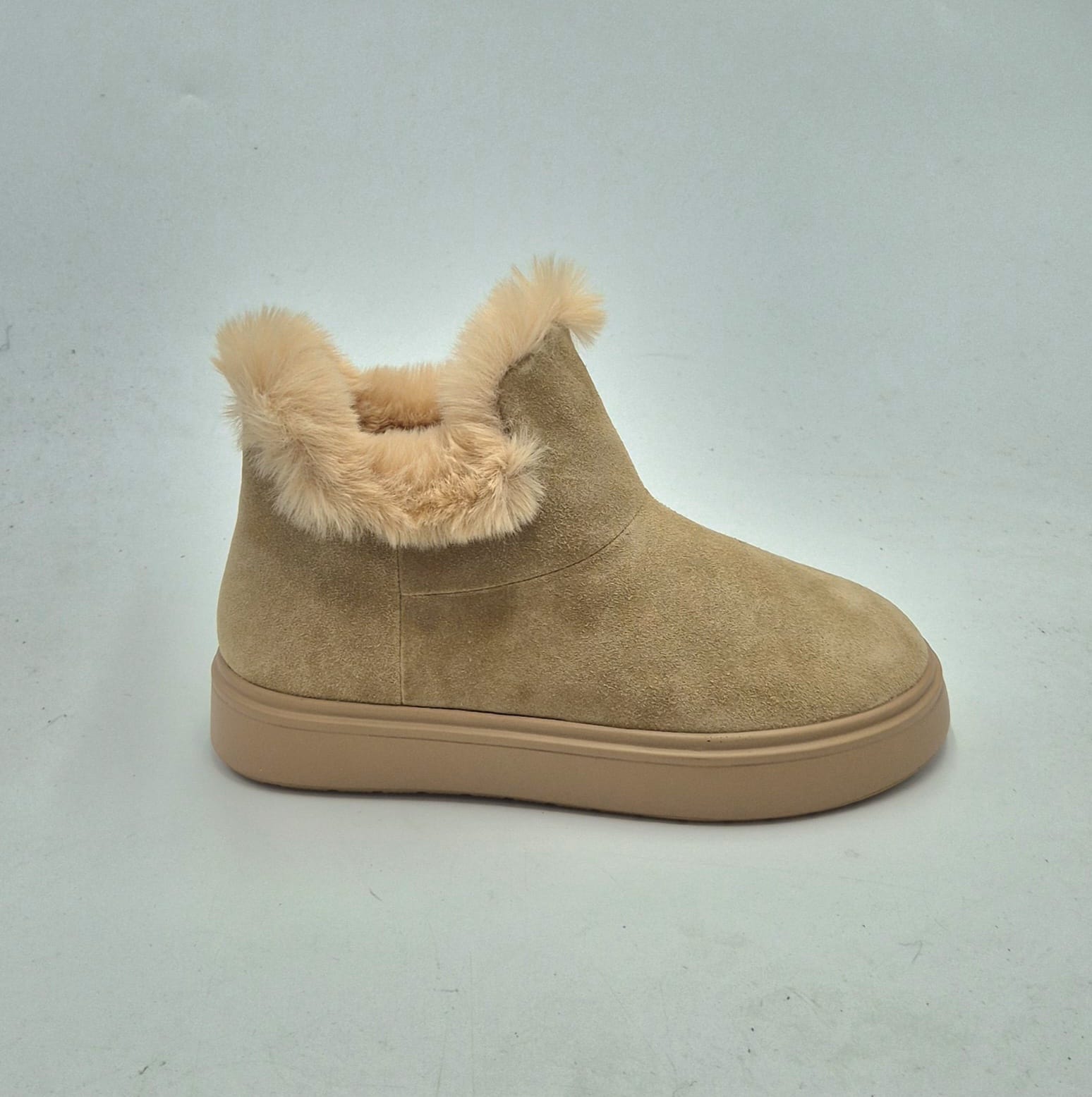 Emanuelle Vee polacchino camoscio con pelliccia 452M809310 taupe beige