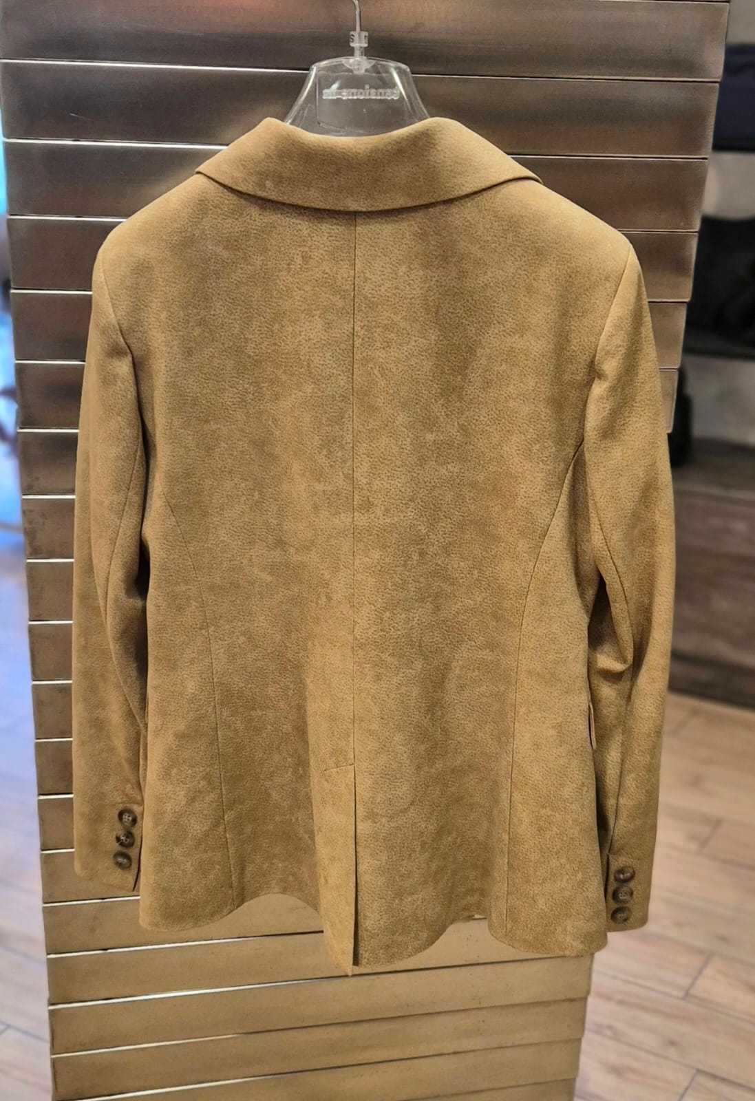 Tensione in giacca ecopelle 26B3116 beige