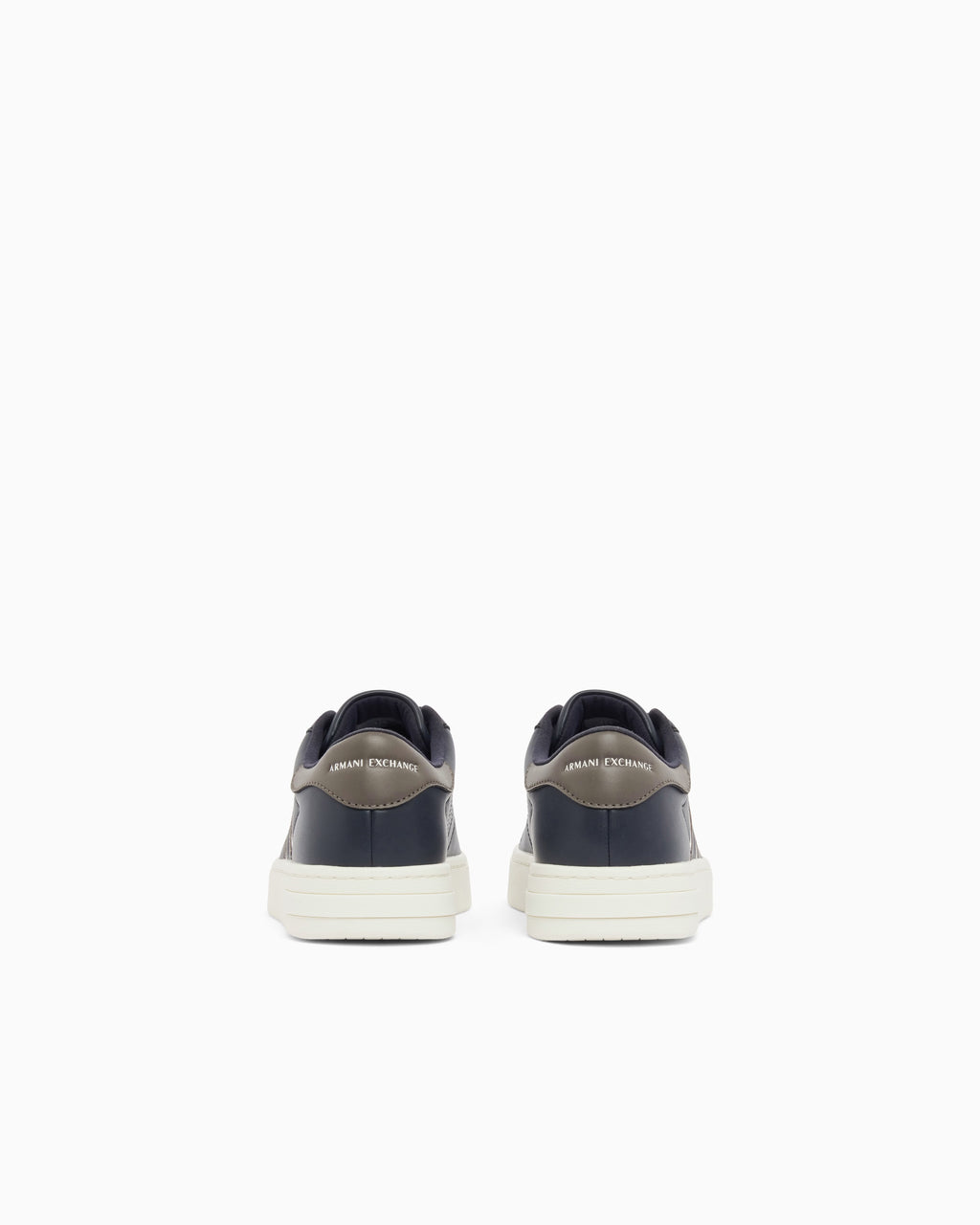 Armani exchange sneaker con bande blu XM002198AF21241 MB780