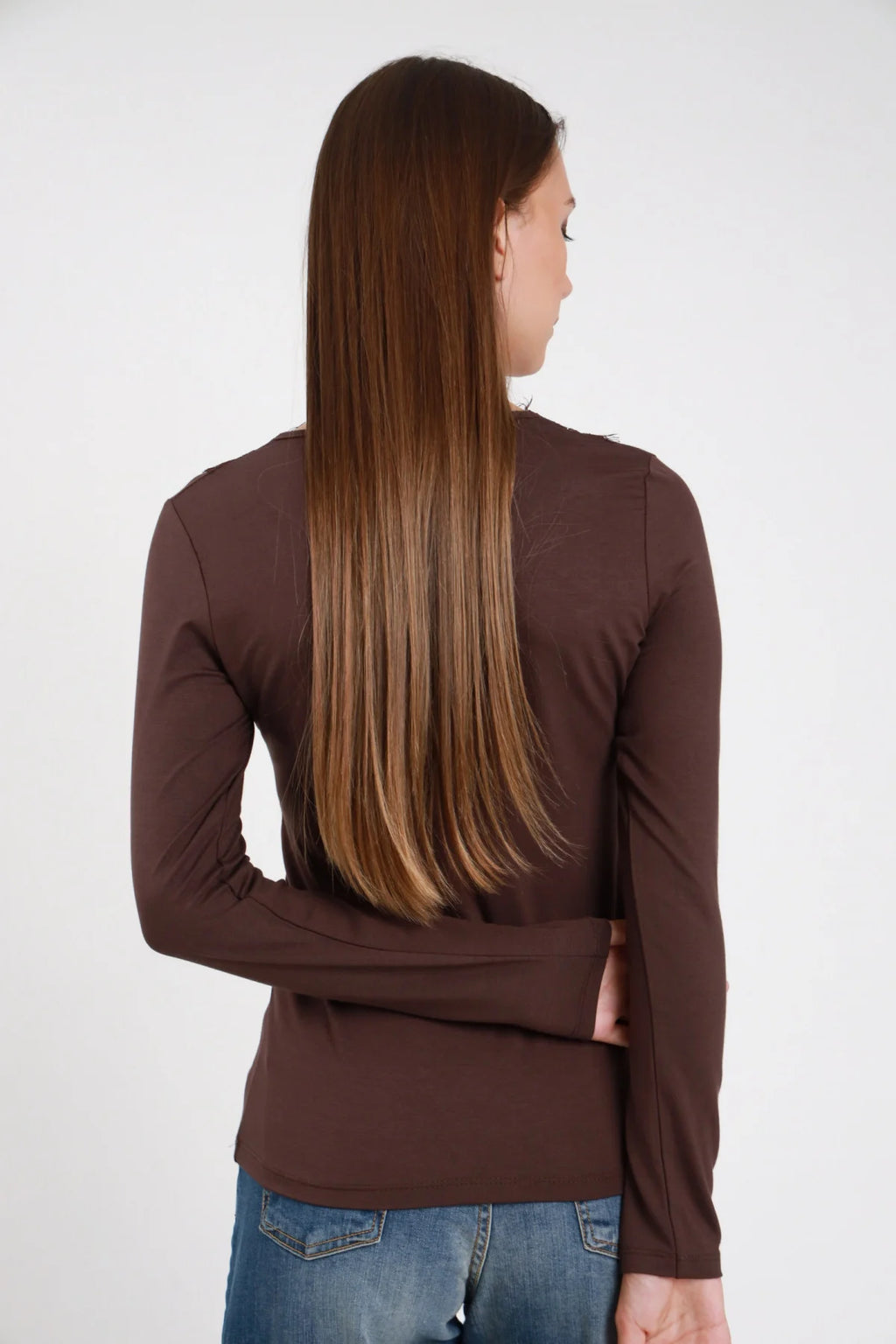 Susy mix maglia scollo V viscosa stretch con pizzo 11721U70 marrone