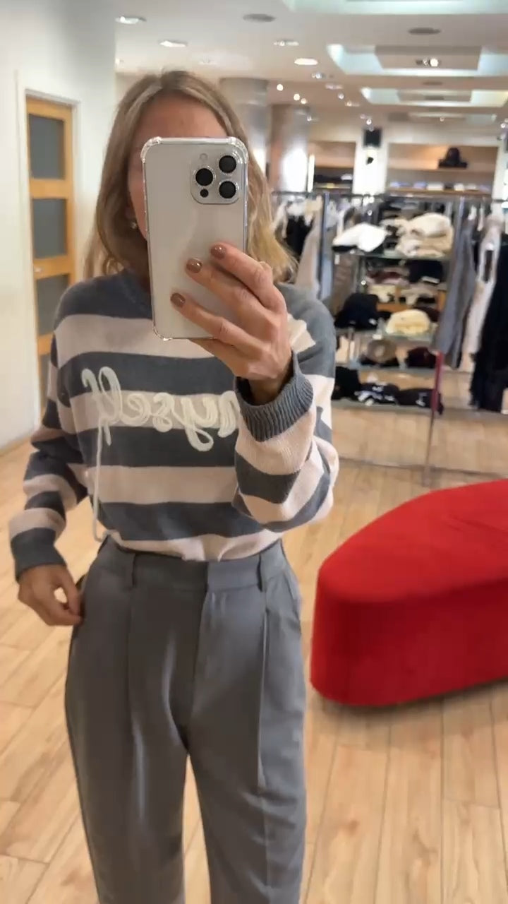 Susy mix maglia rigata con ricamo "myself" grigio C2663U46