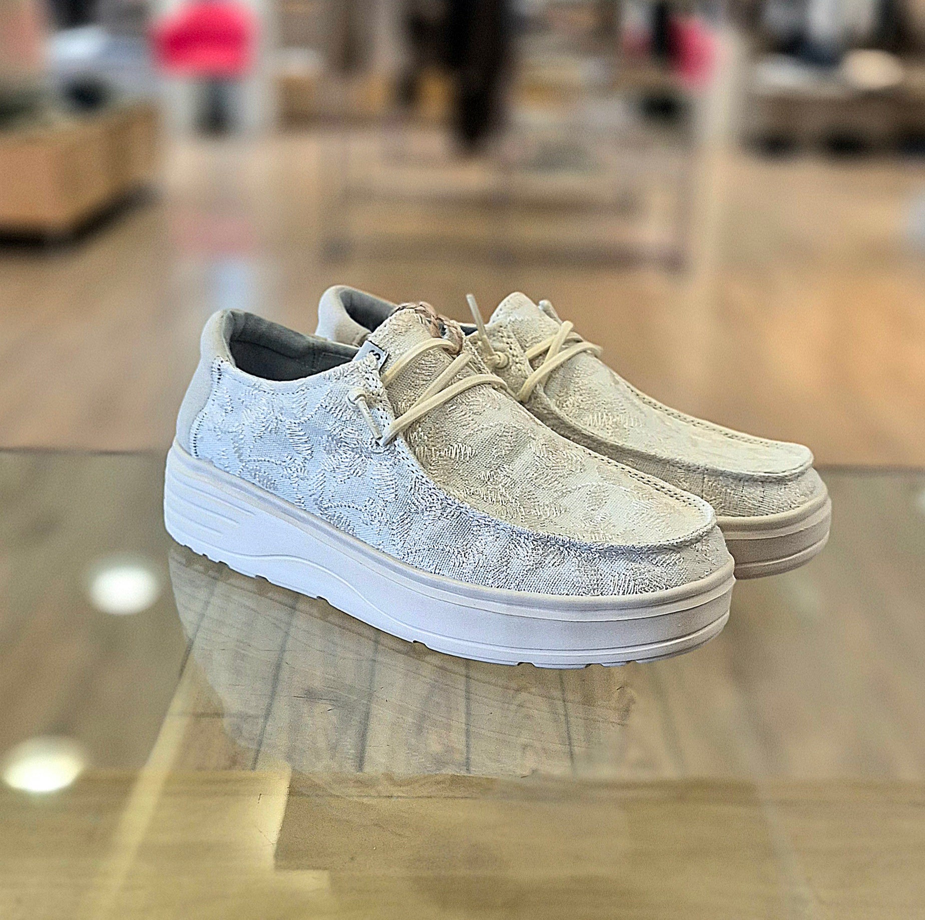 Pitas scarpa donna in tela Lotto blanco con ricami