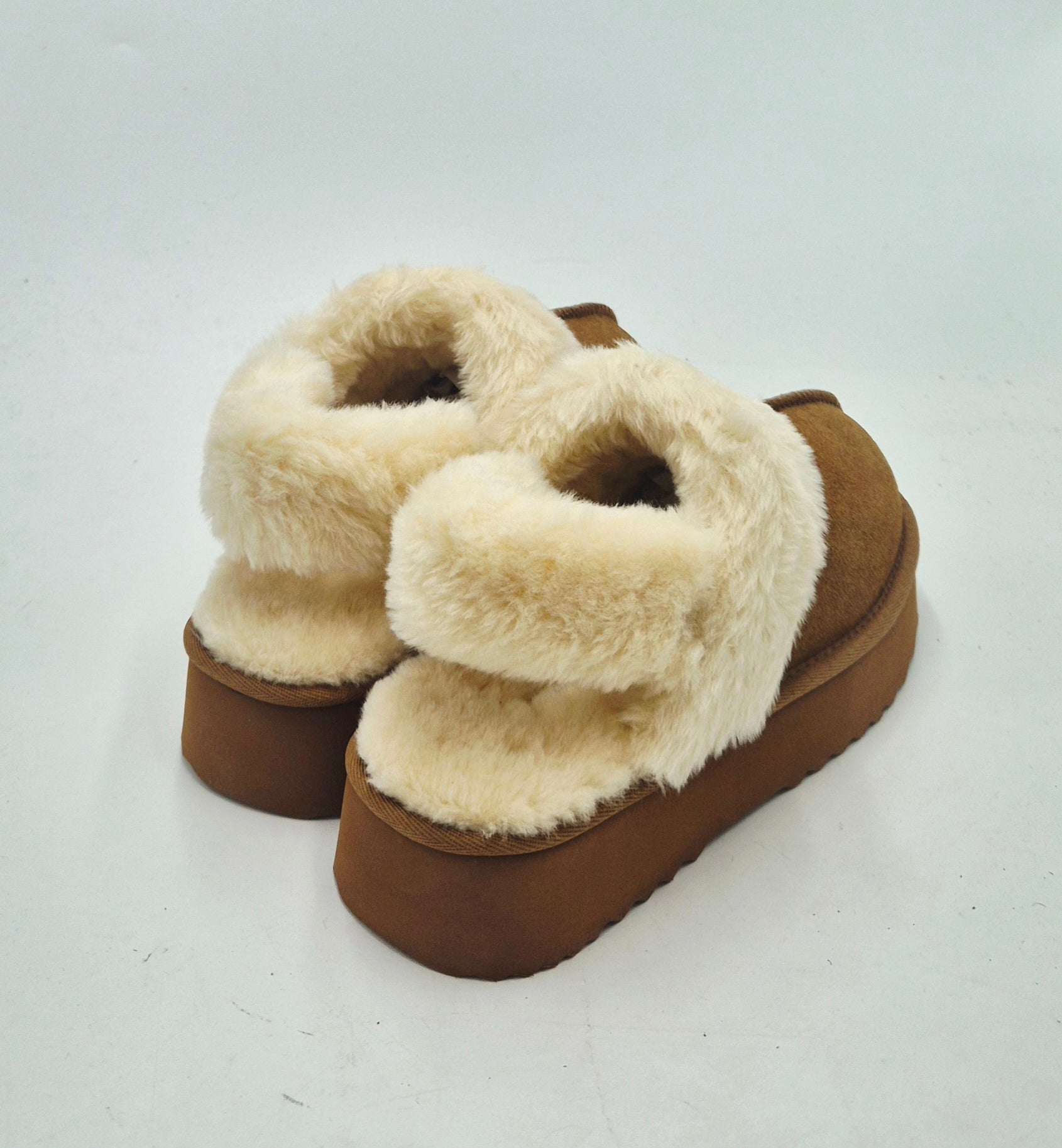 Vivienne D sabot pelliccia camoscio beige cammello VST011CAMEL