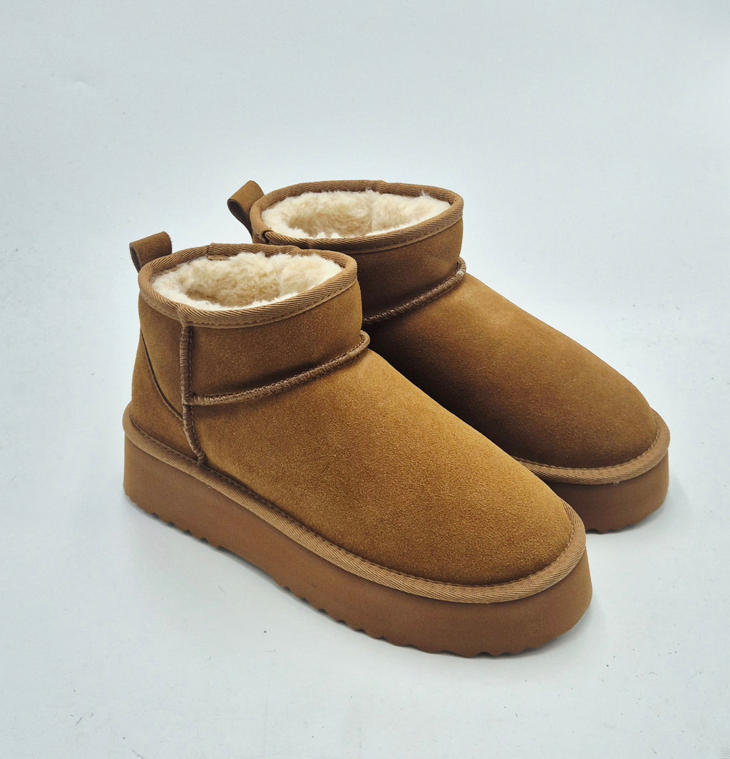 Vivienne D polacchino pelliccia camoscio beige cammello VST012CAMEL