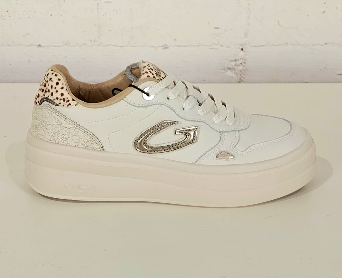 Guardiani sneaker bianca con animalier GL62531ABIANCO