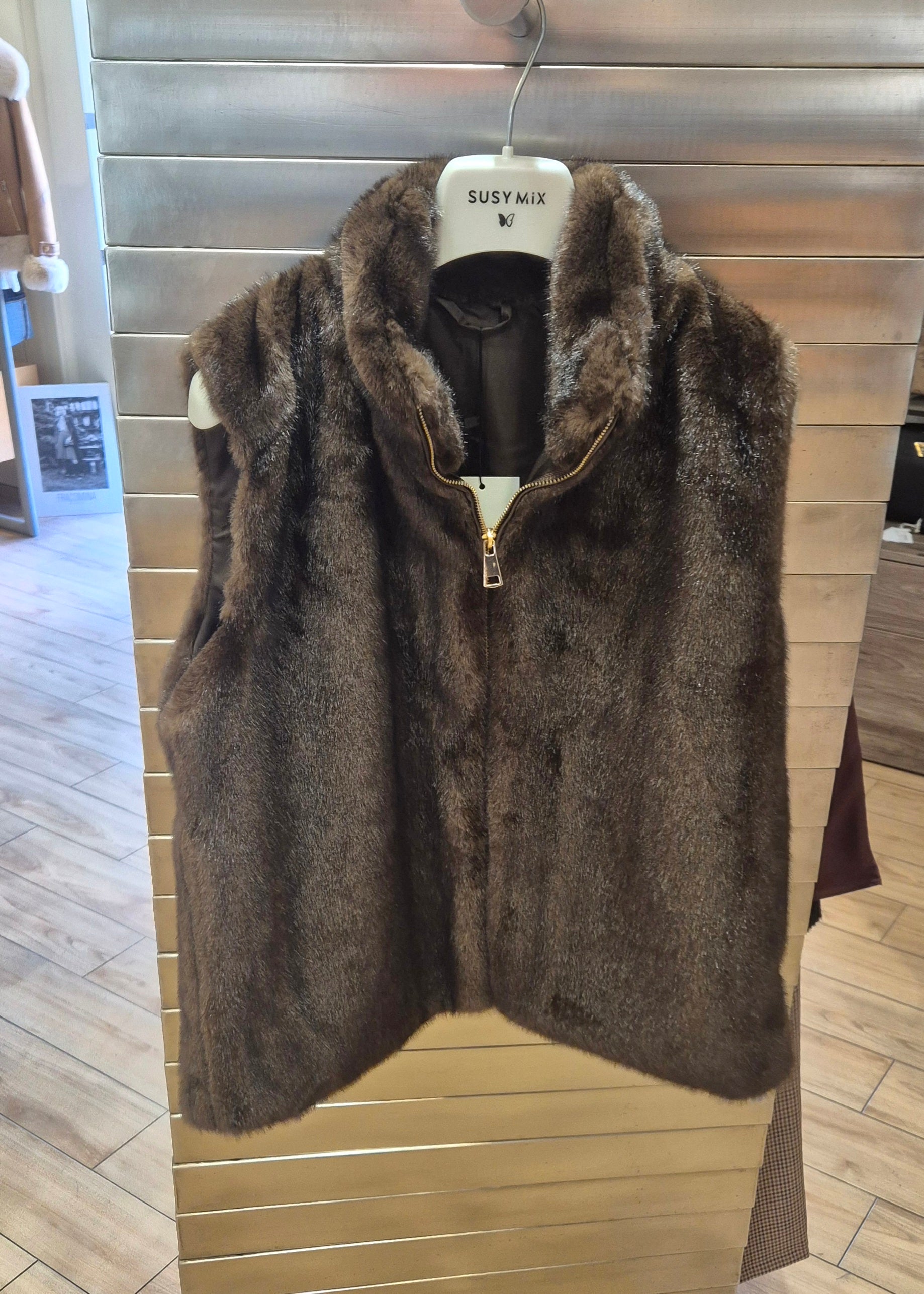 Susy mix gilet in ecopelliccia con cerniera GL0575U70 testa di moro