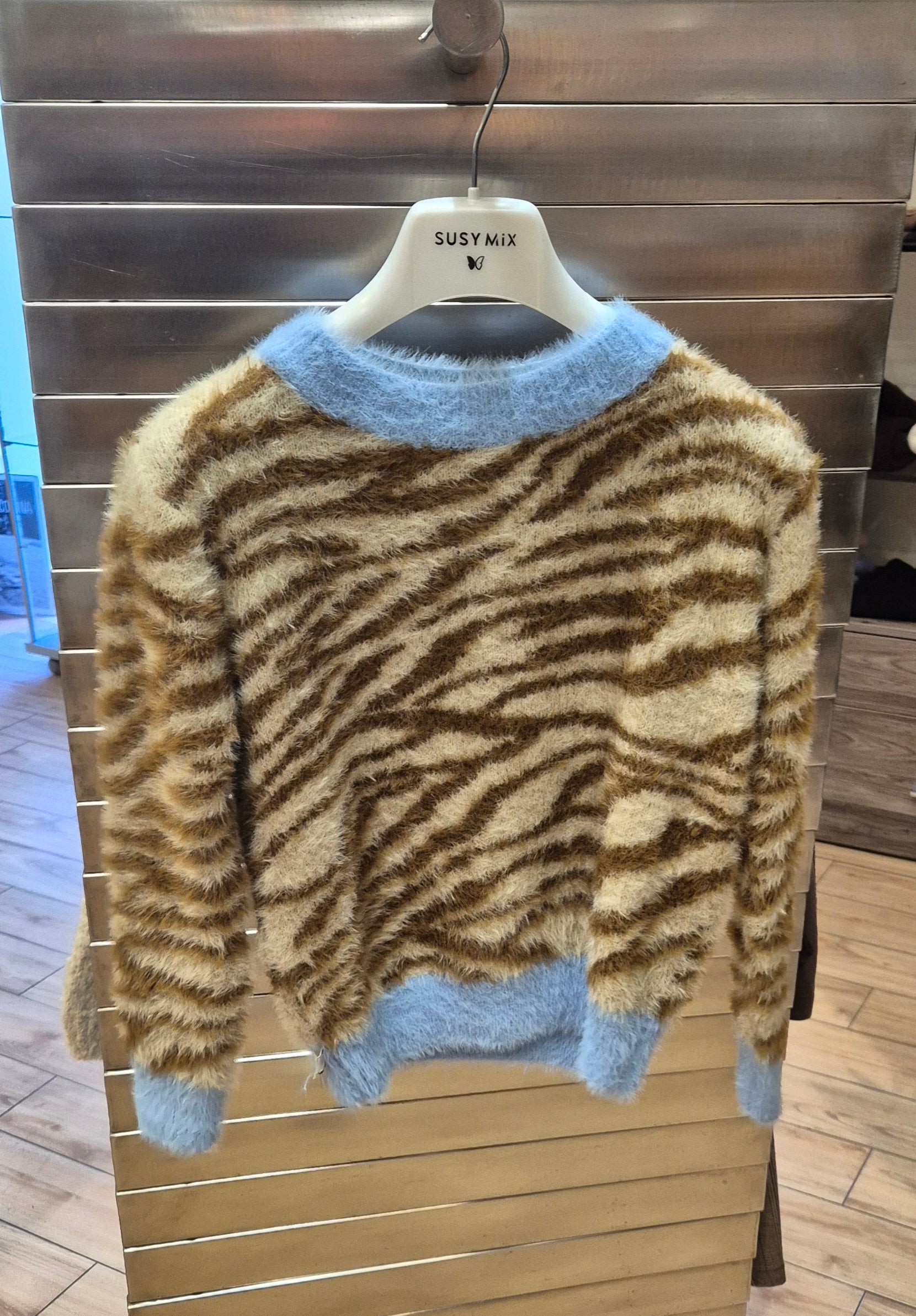 Susy mix maglioncino pelliccia zebra beige e celeste M02104A U27