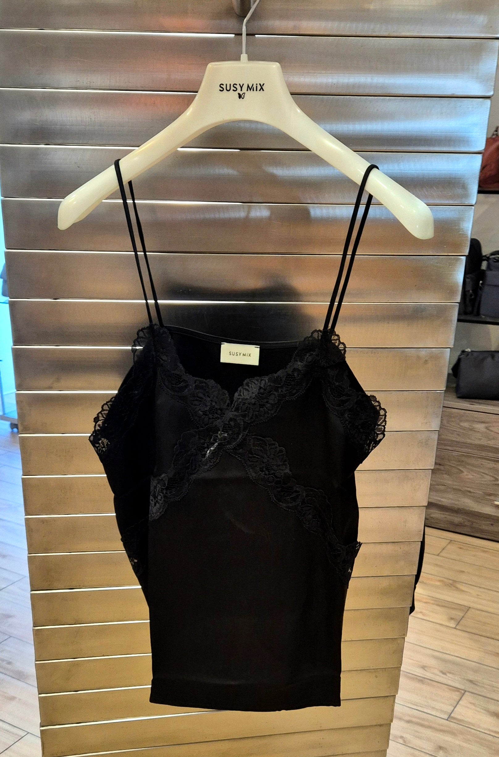 Susy Mix top viscosa con pizzo 12089U5 nero