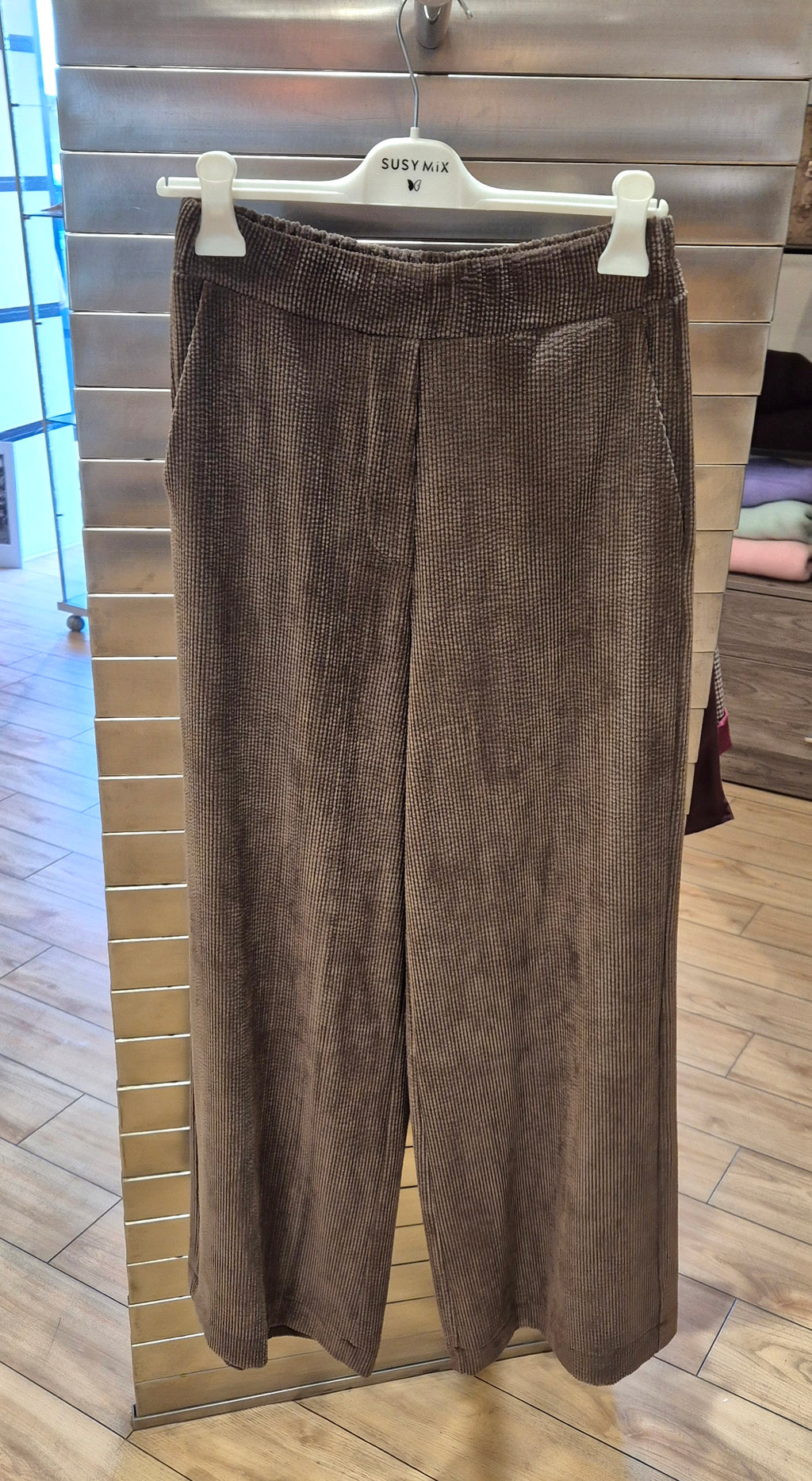 Susy Mix pantalone velluto stretch marrone testa di moro D503T38LU70