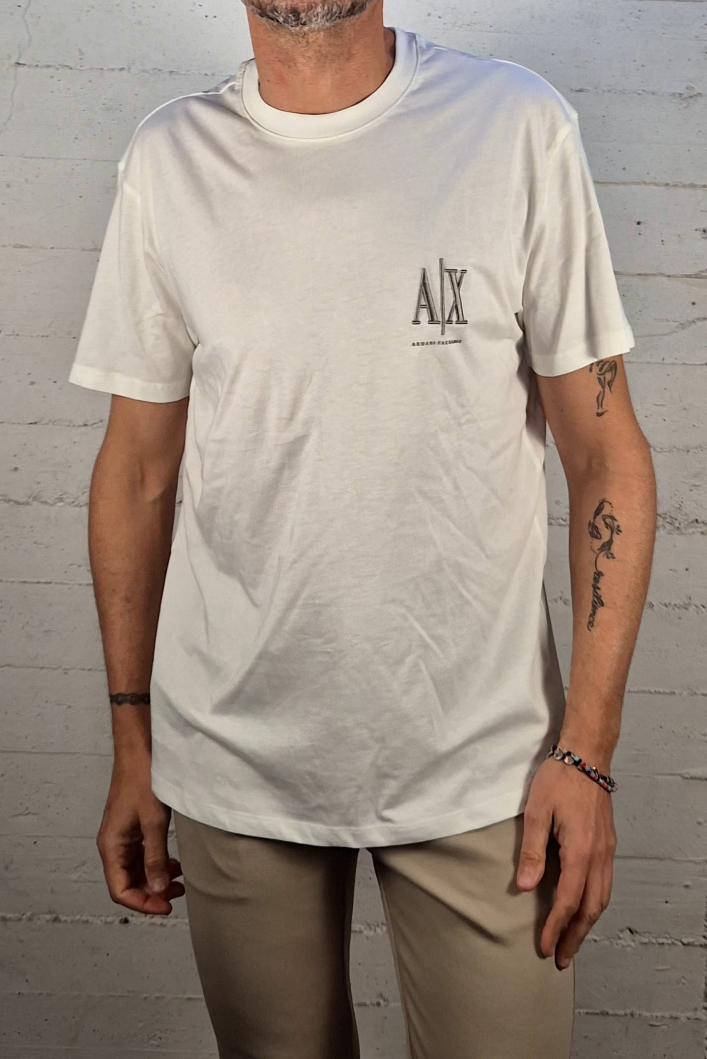 Armani ax t-shirt cotone manica corta bianca con logo XM000365F12308U000