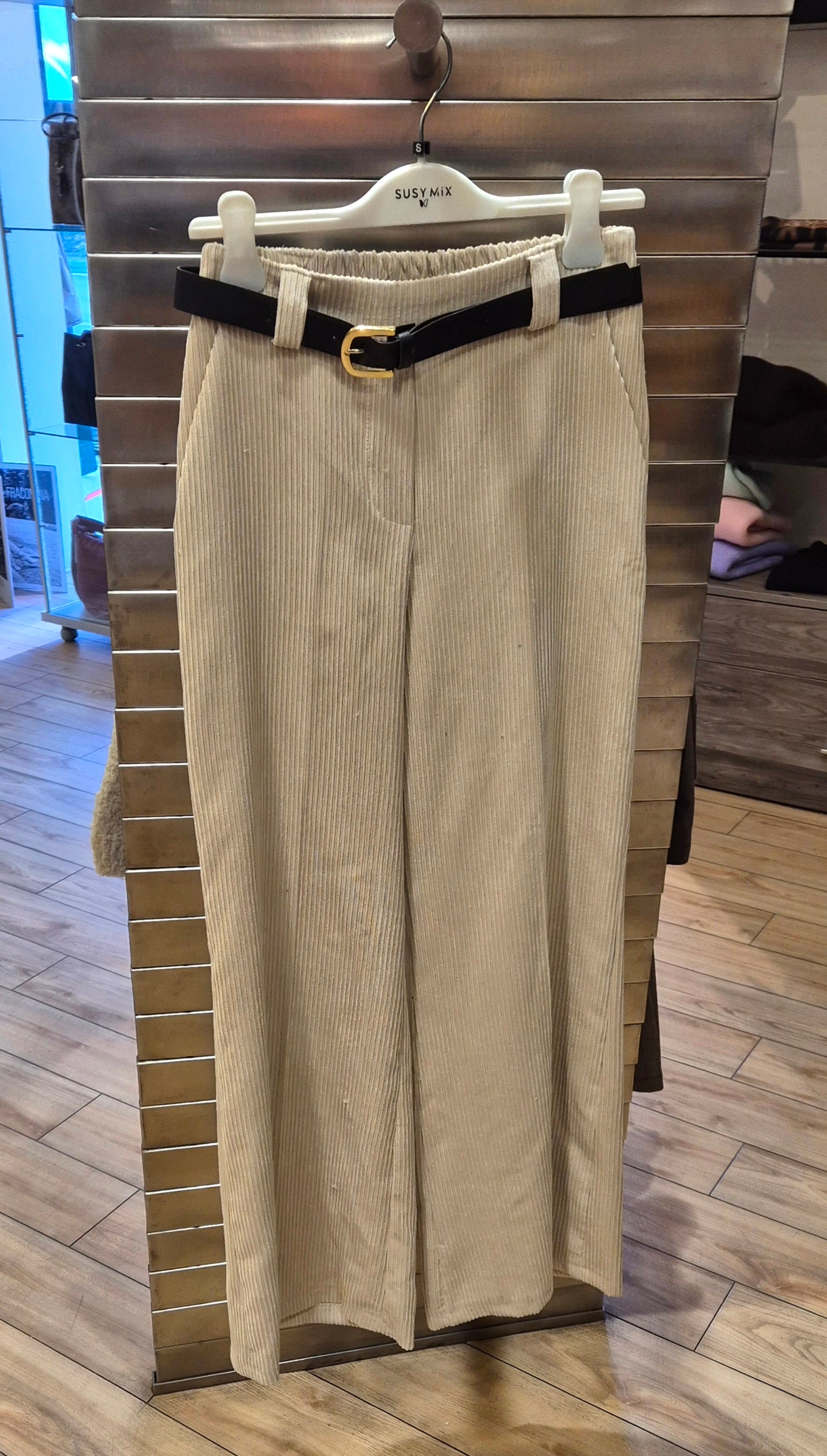 Susy mix pantalone palazzo velluto stretch con  cintura T1316Q92UG5 panna