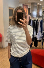 Susy Mix t-shirt rigata tasca paillettes grigio/beige