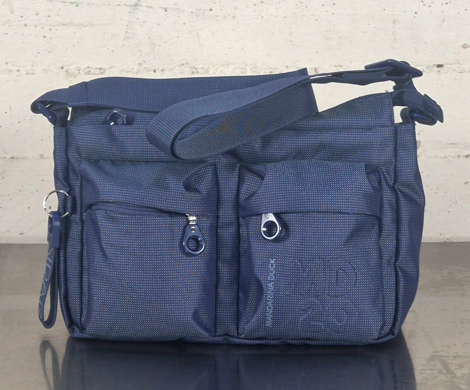 Mandarina Duck borsa tracolla con tasche MD20 P10QMTX5 BLU