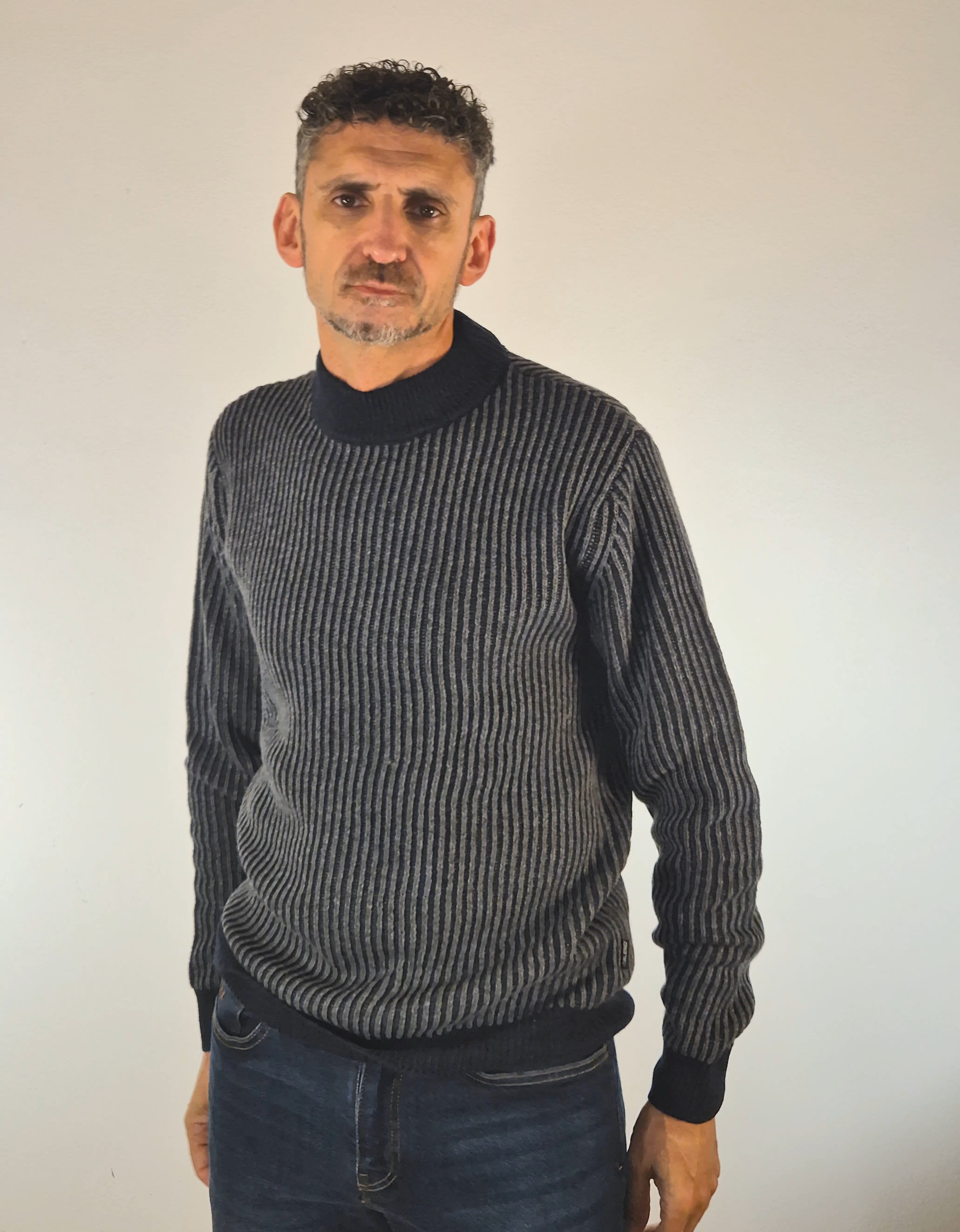 Blend maglia girocollo in mistolana blu a coste 207203351940111