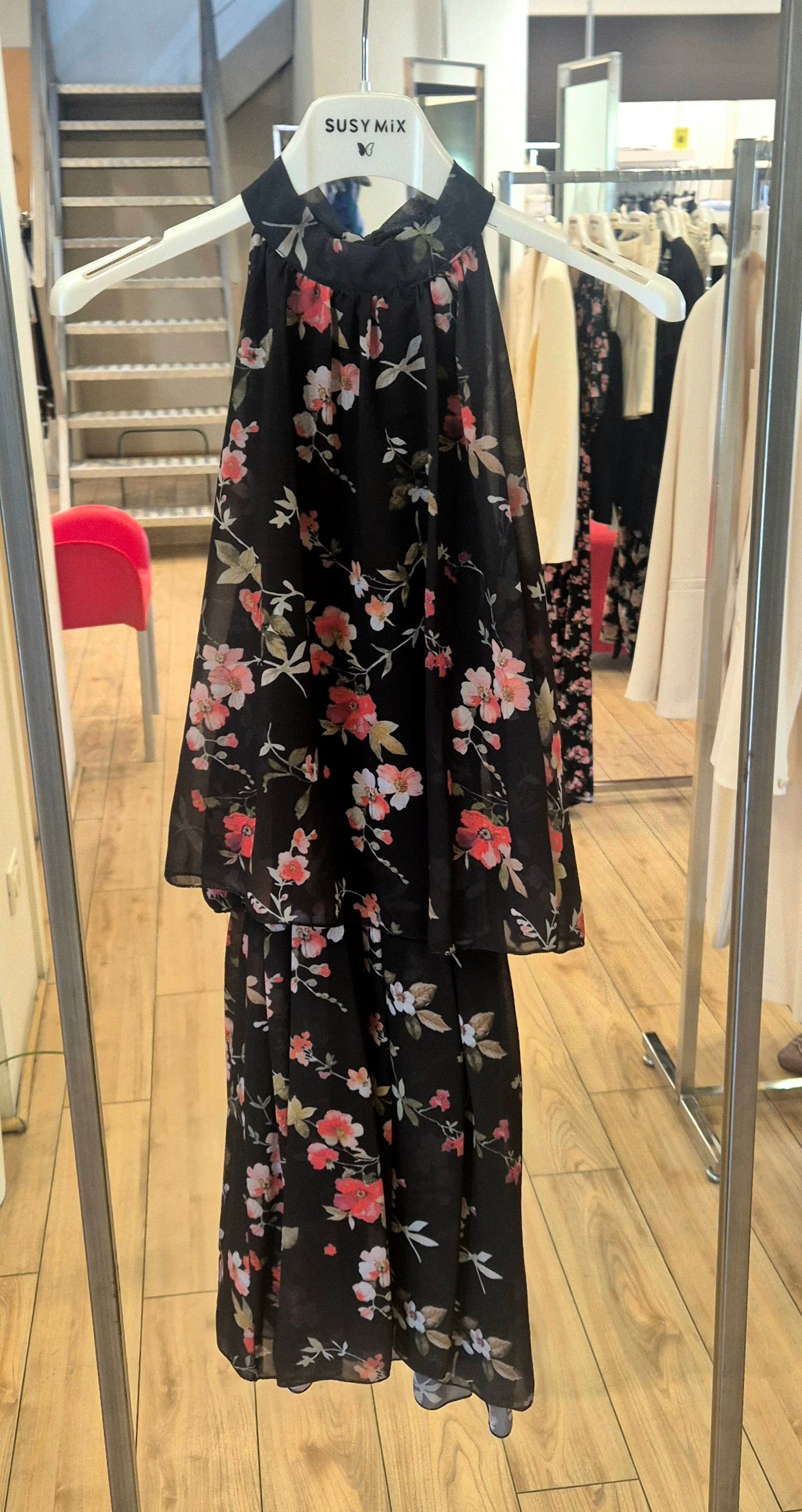 Susy Mix abito MISTOVISCOSA STRETCH FLOREALE BASE NERA