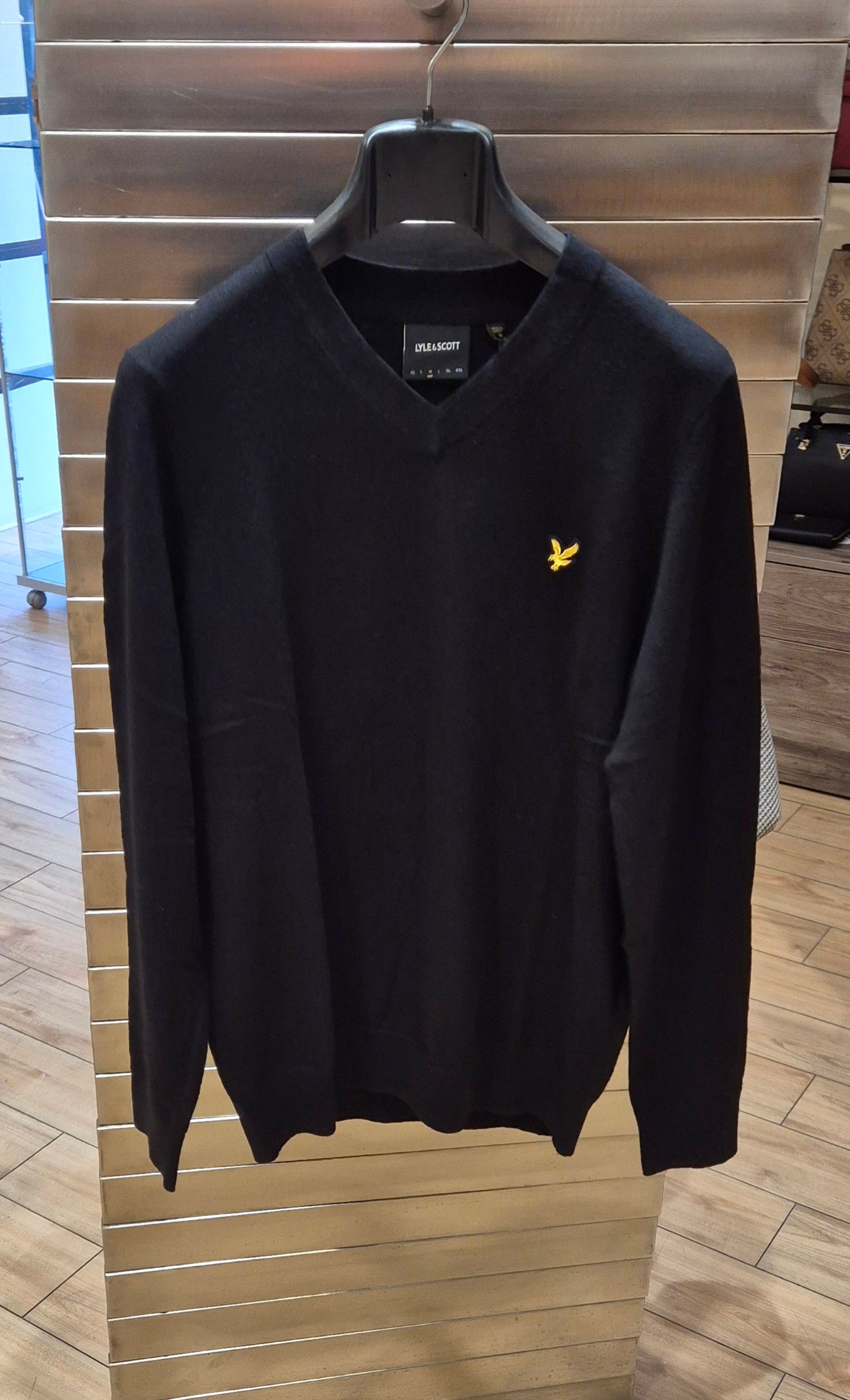Lyle & Scott maglia cotton merino scollo v nero KN2111VCZ27