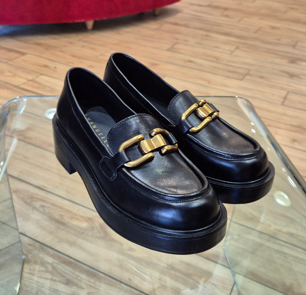 Emanuelle Vee mocassino pelle nera con accessorio oro 7051P131BLACK