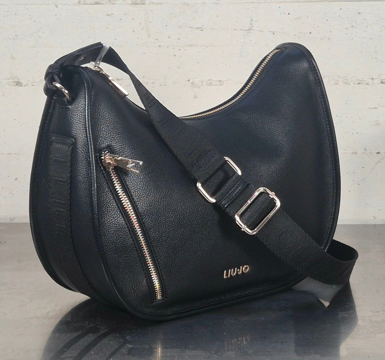 Liu Jo borsa Hobo a mezzaluna media AA6125E101222222 NERO