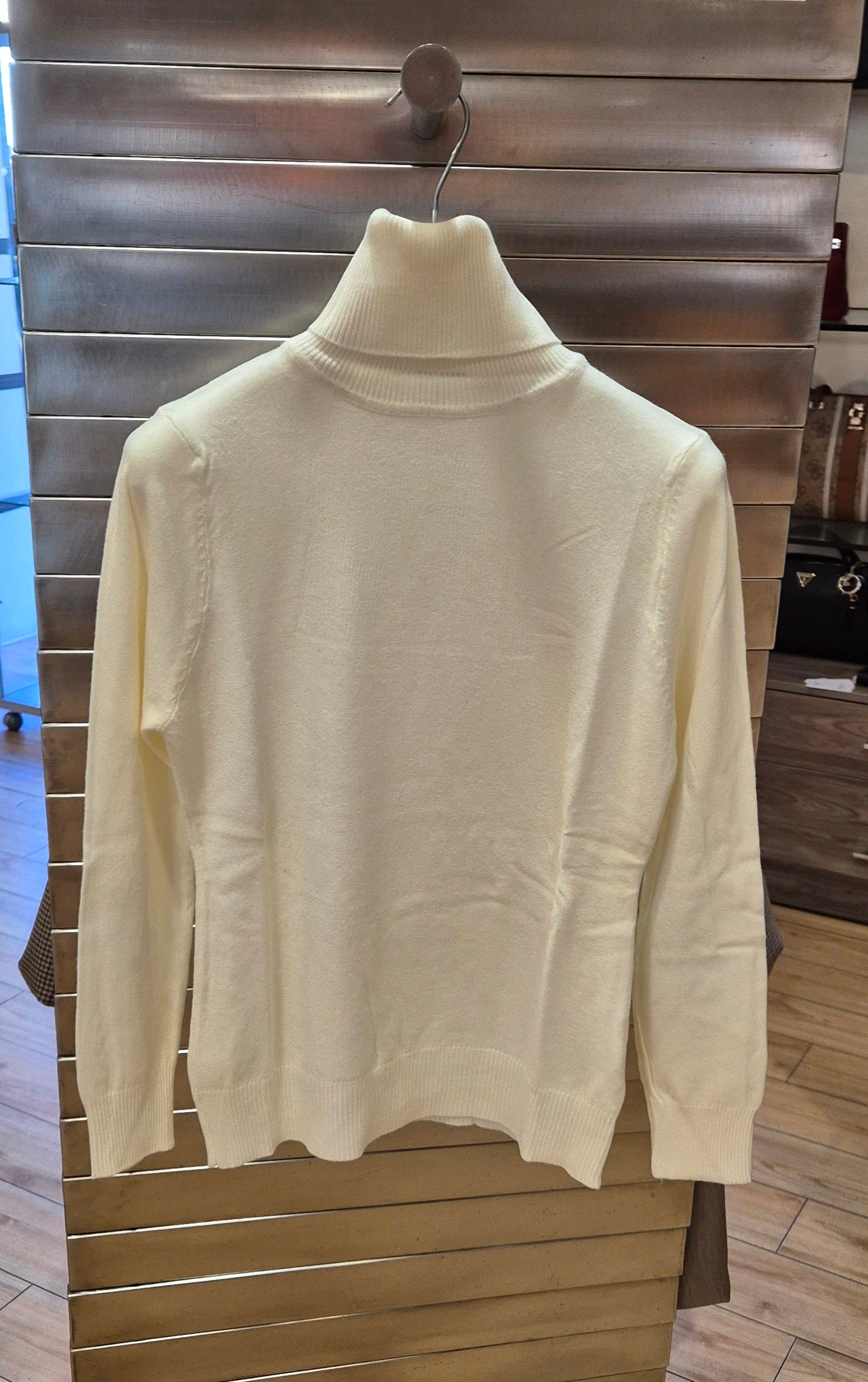 Susy mix maglioncino dolcevita basic mistoviscosa 250907U33 crema