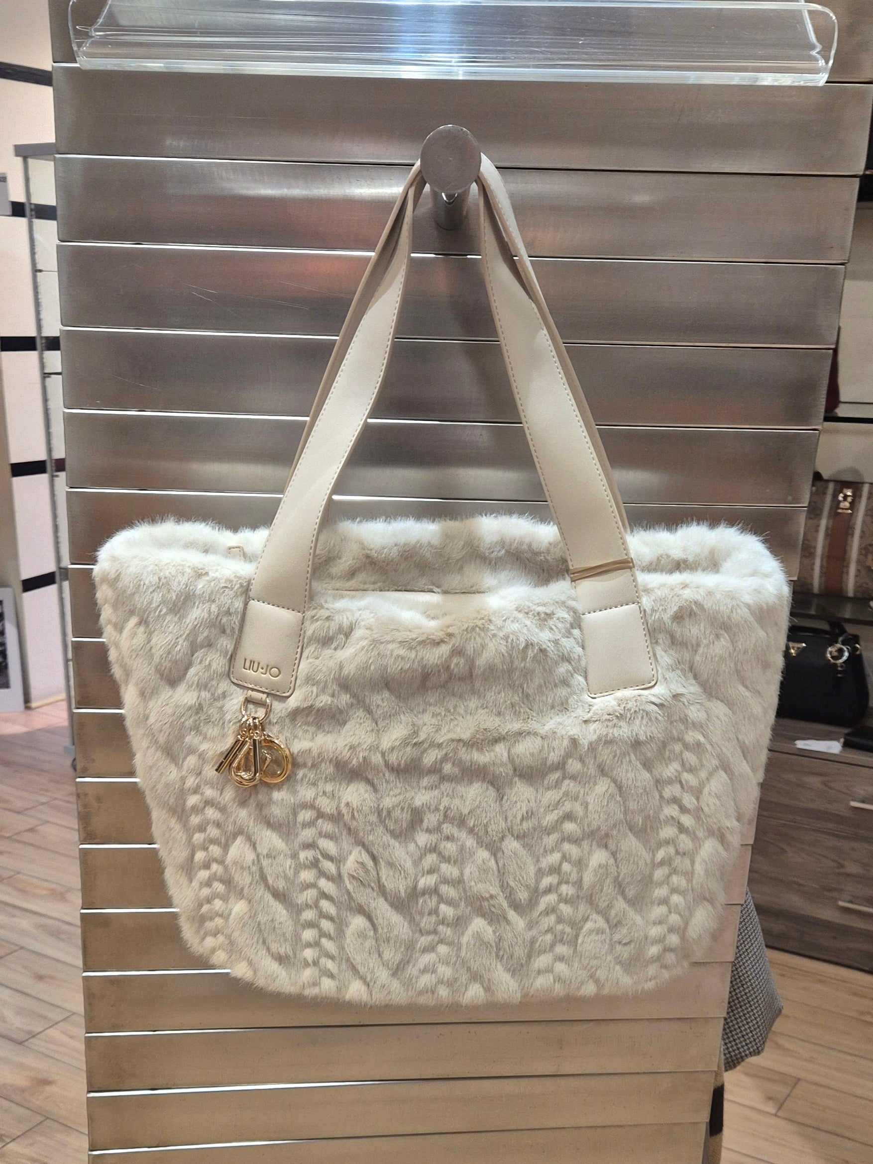 Liu Jo borsa Hobo grande in ecopelliccia beige AF5154E03051308