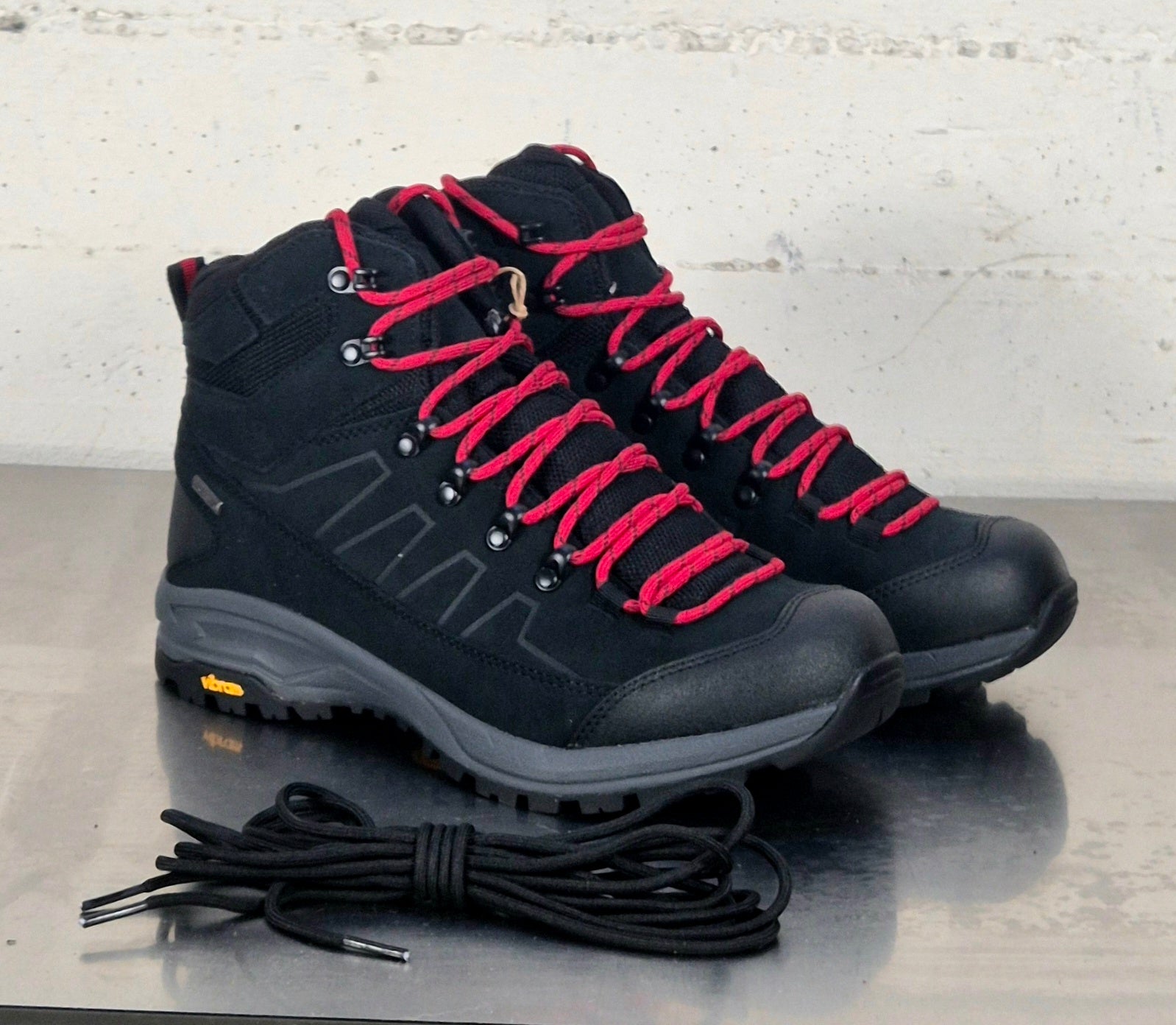 Brutting polacchino Mount Sellery nero con comfortex e fondo vibram