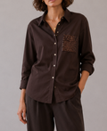 Susy Mix camicia con tasca paillettes testa di moro 26247CP
