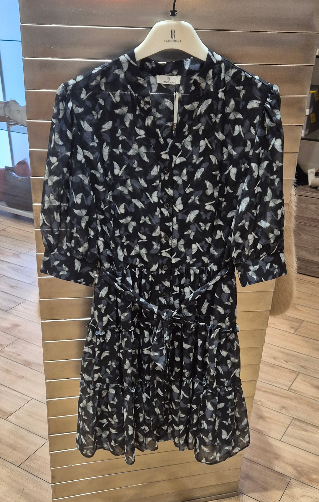 Fracomina abitino con rouches fantasia farfalle base nera SD1035W412W6 054