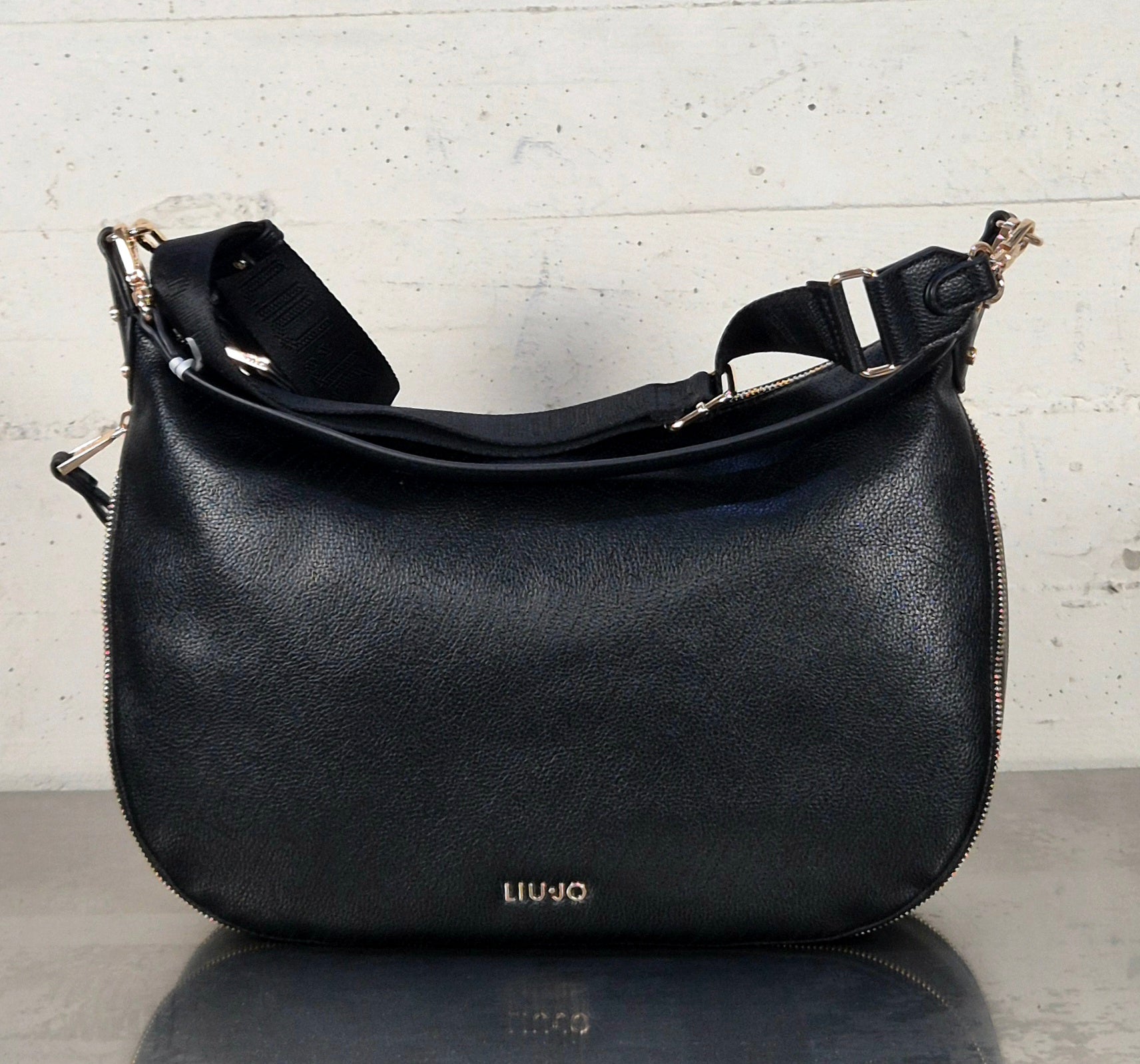Liu Jo borsa Hobo a mezzaluna AA6134ES02622222 NERO ALISKA