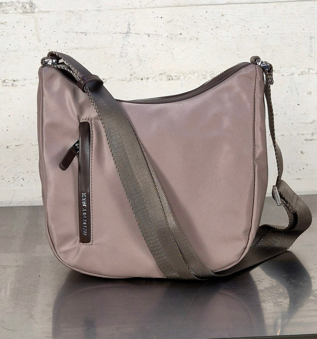 Mandarina Duck borsa tracolla mezzaluna HUNTER P10VCT40 BEAVER