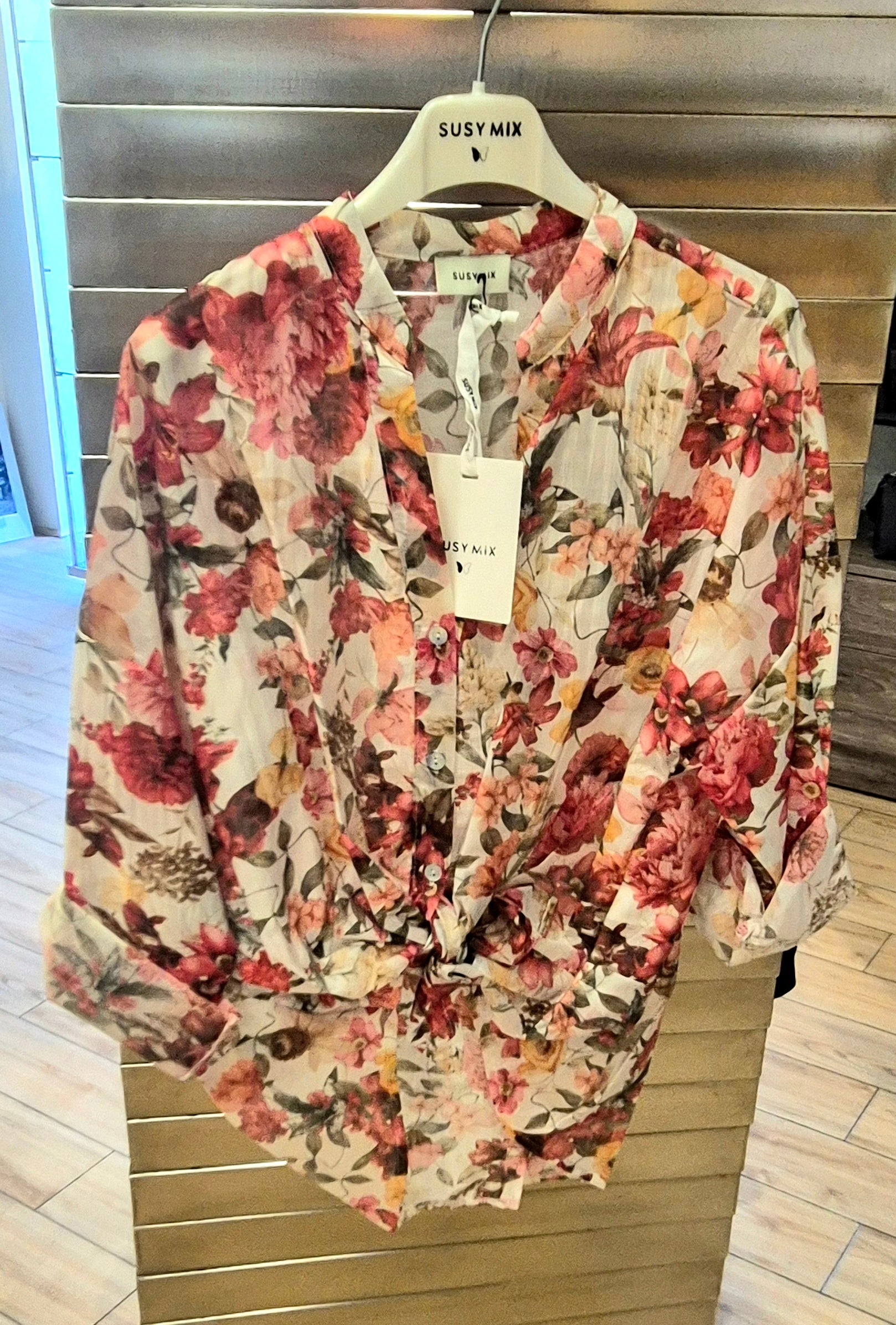 Susy Mix camicia floreale in lyocel 309263NUA8 rosso