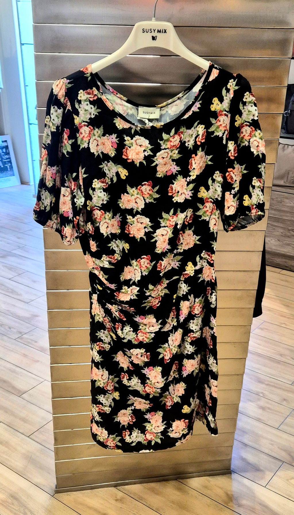 Susy Mix abito a fiori midi A117301GR26U75 nero